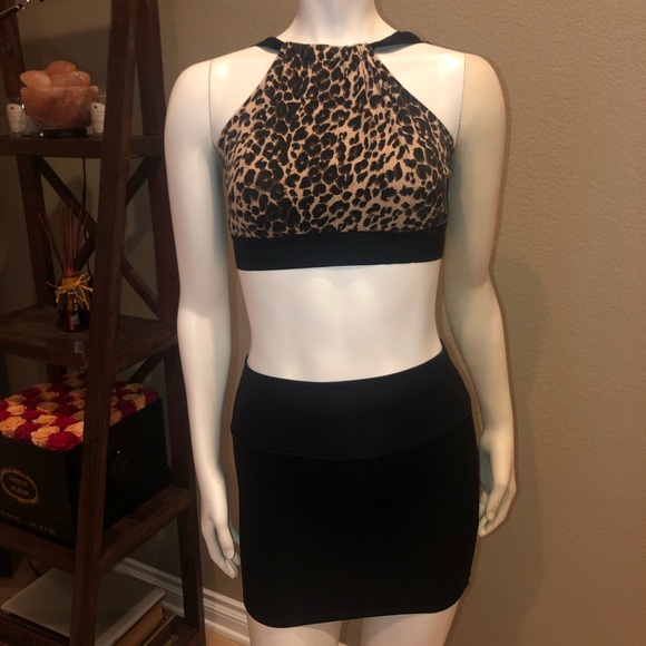 Dresses & Skirts - Black mini skirt